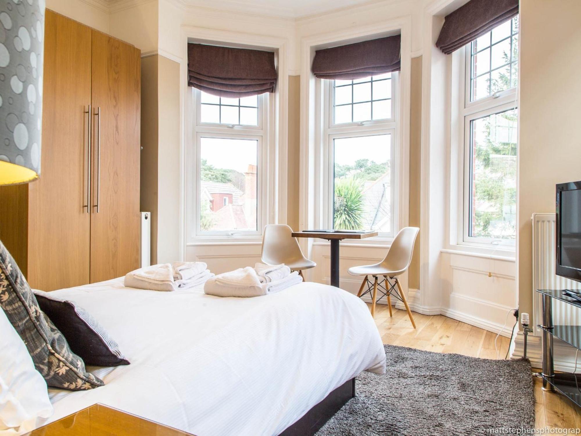 Alum Chine Beach House Борнмът Стая снимка